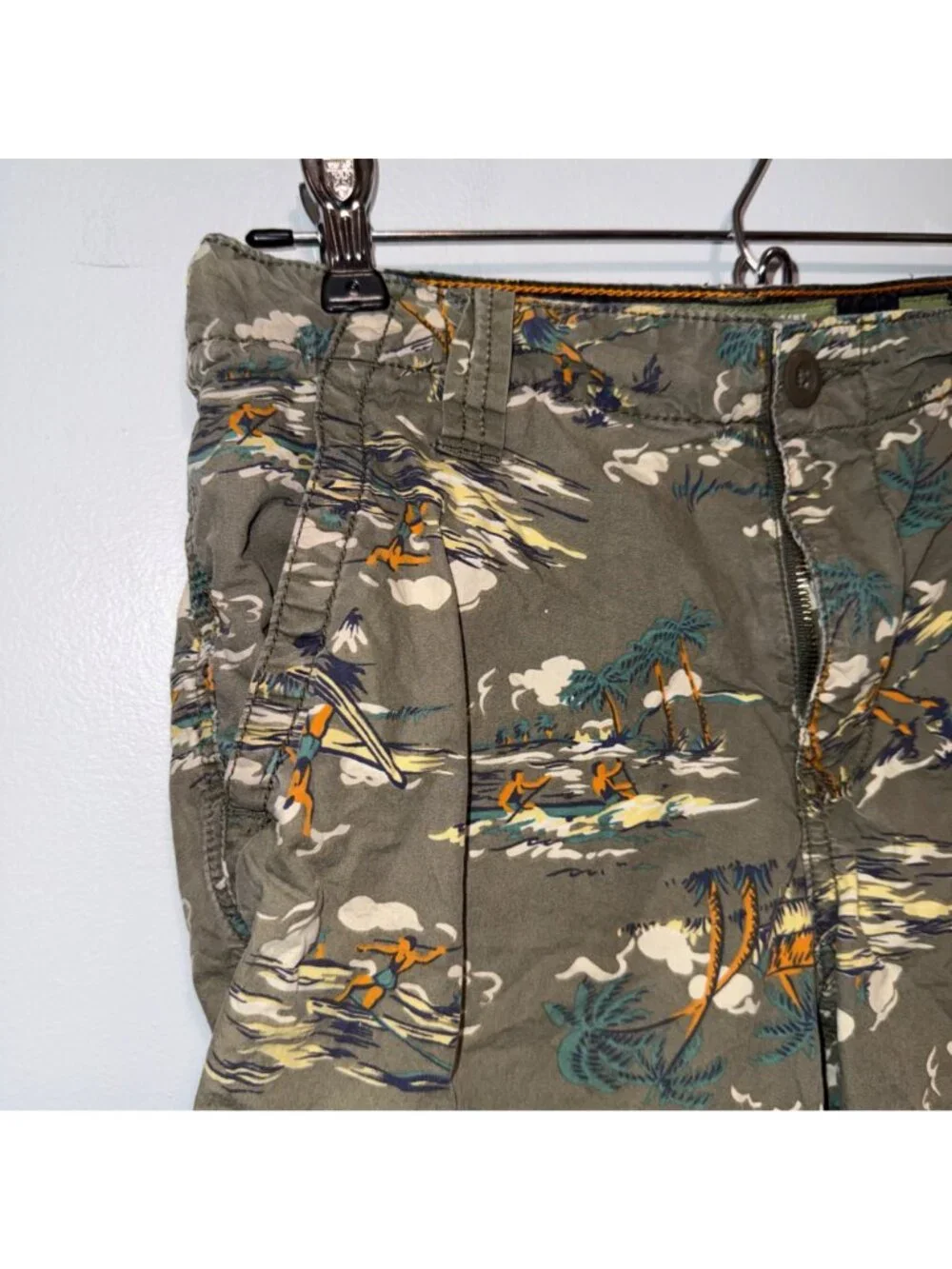 Old Navy Boys Tropical Print Olive Cargo Size 10 Regular